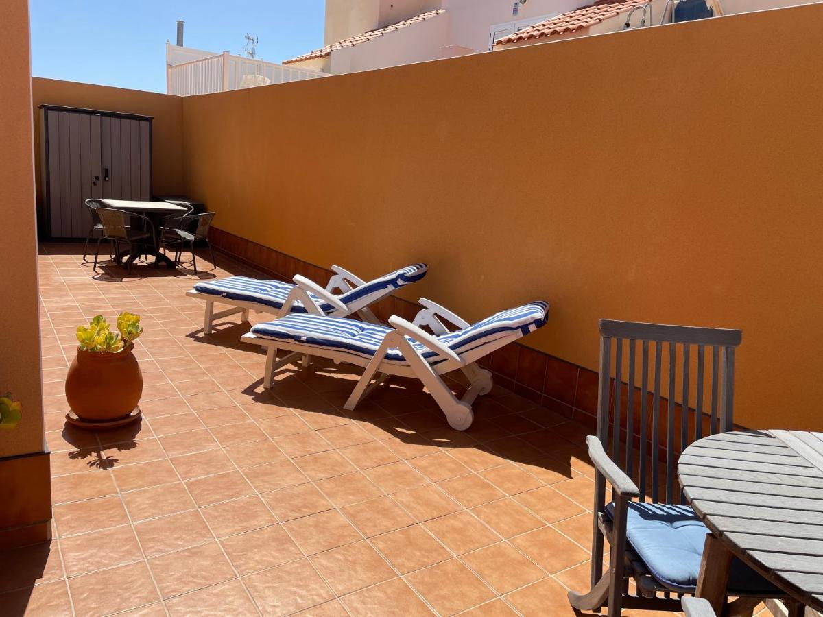 1 Bedroom Apartment In The Center Of Caleta de Fuste Extérieur photo