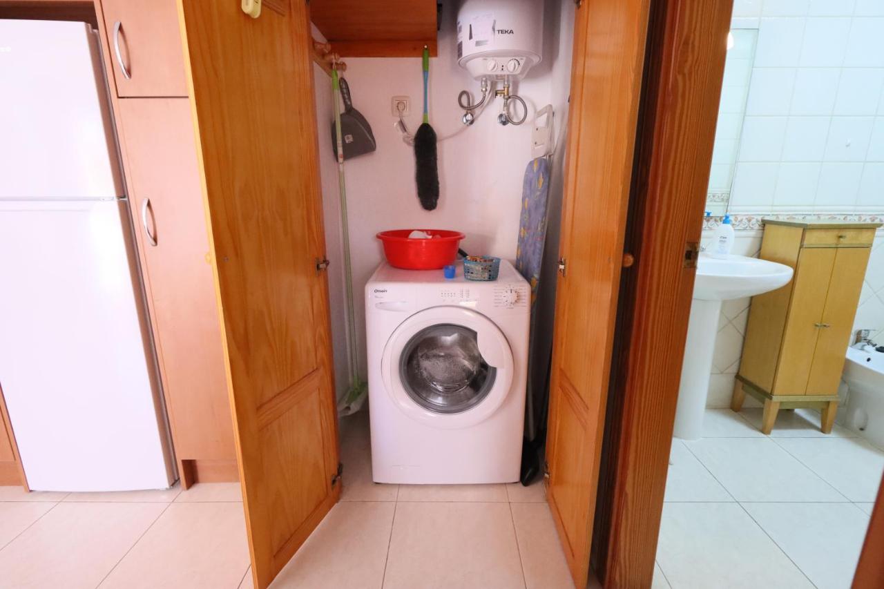 1 Bedroom Apartment In The Center Of Caleta de Fuste Extérieur photo