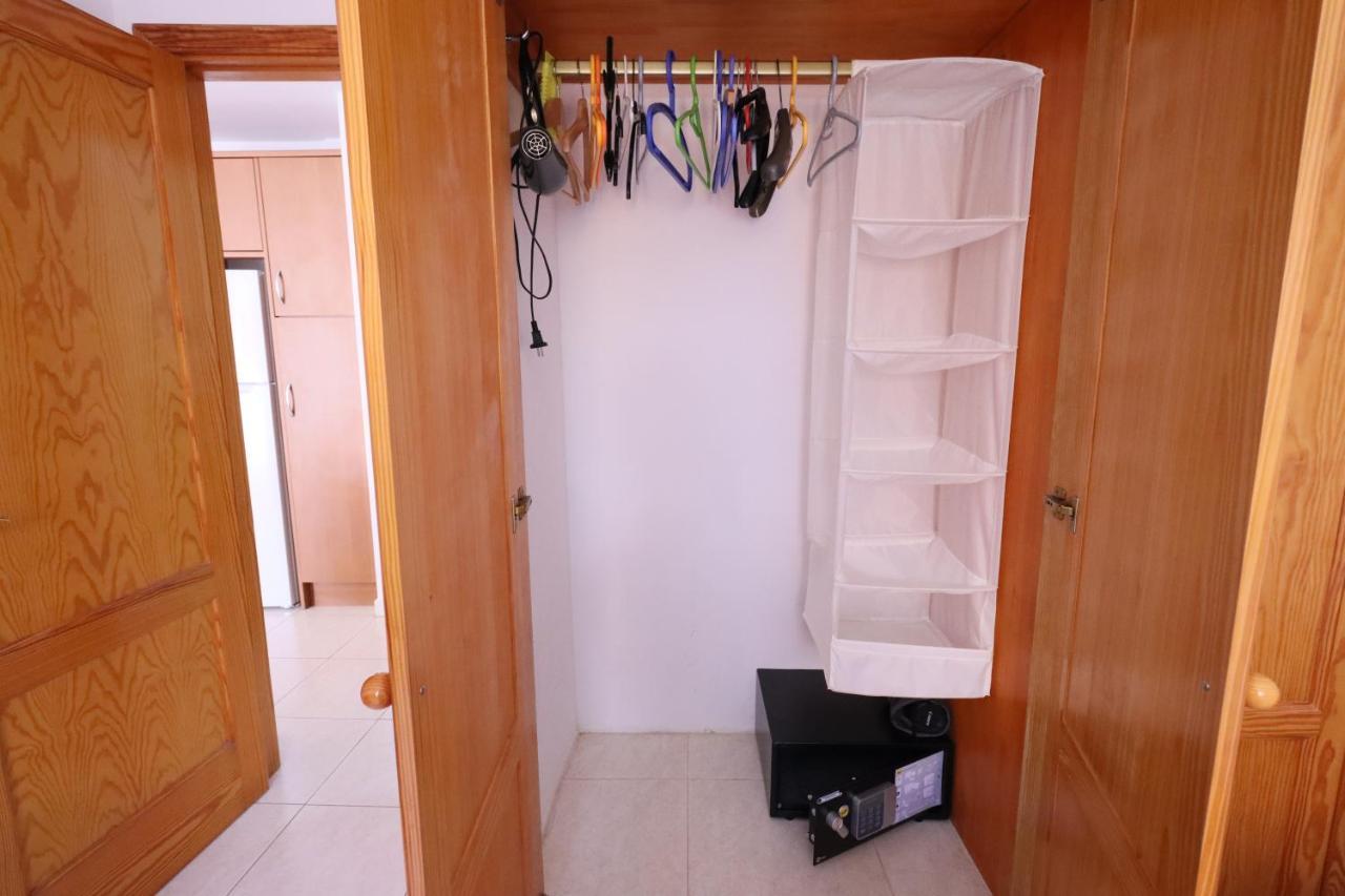 1 Bedroom Apartment In The Center Of Caleta de Fuste Extérieur photo
