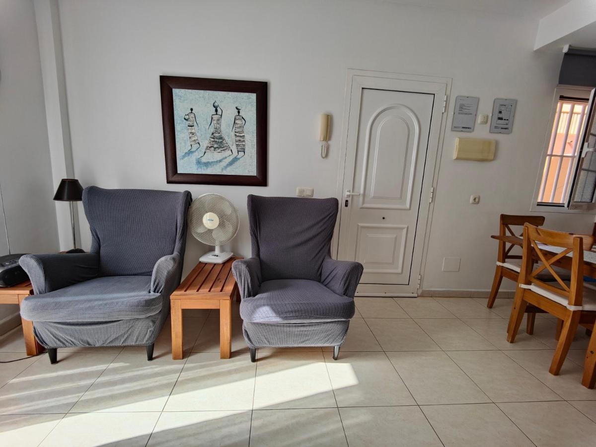 1 Bedroom Apartment In The Center Of Caleta de Fuste Extérieur photo